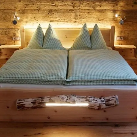 Alpenchalets Weissenbacher